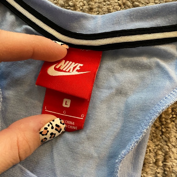 Nike Workout Tank Top - Picture 2 of 2